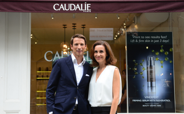Bertrand et Mathilde Thomas, créateurs et propriétaires à 99% de la marque de cosmétique Caudalie