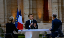 Au terme d'une journée historique avec les célébrations du 80e anniversaire du débarquement, et à trois jours des élections européennes, Emmanuel Macron a été interviewé dans les journaux de 20 heures de TF1 et France 2 jeudi 6 juin.