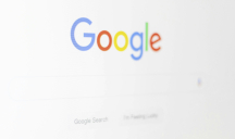 Au lieu de supprimer les cookies tiers comme prévu, Google va « mettre en place une nouvelle expérience dans Chrome qui permettra aux internautes de faire un choix éclairé, qui s'appliquera à l'ensemble de leur navigation sur le web », a indiqué Anthony Chavez, un vice-président de Google, dans un billet de blog.
